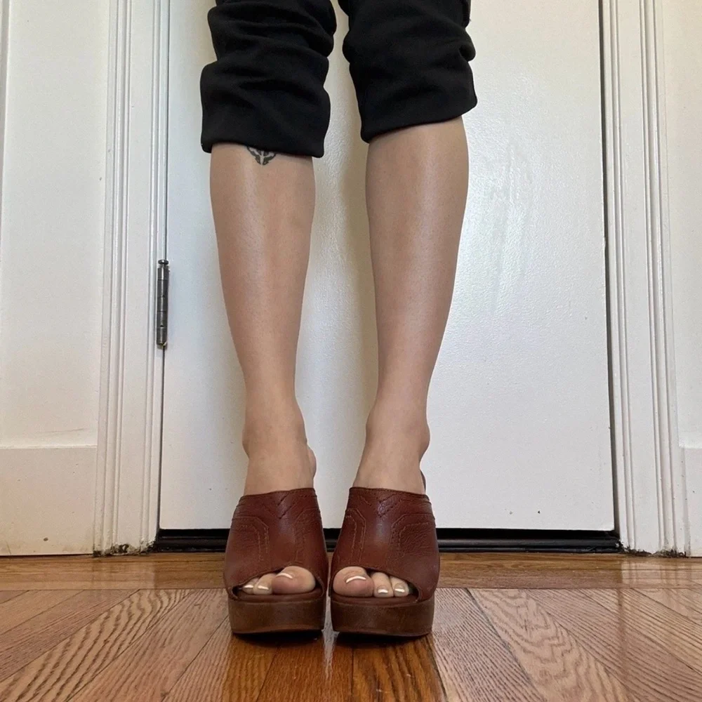 Authentic YSL Brown Leather Wooden Platform Heeled Slide size 36 - Picture 3 of 3